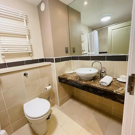 Burren Atlantic & 3* Ballyvaughan